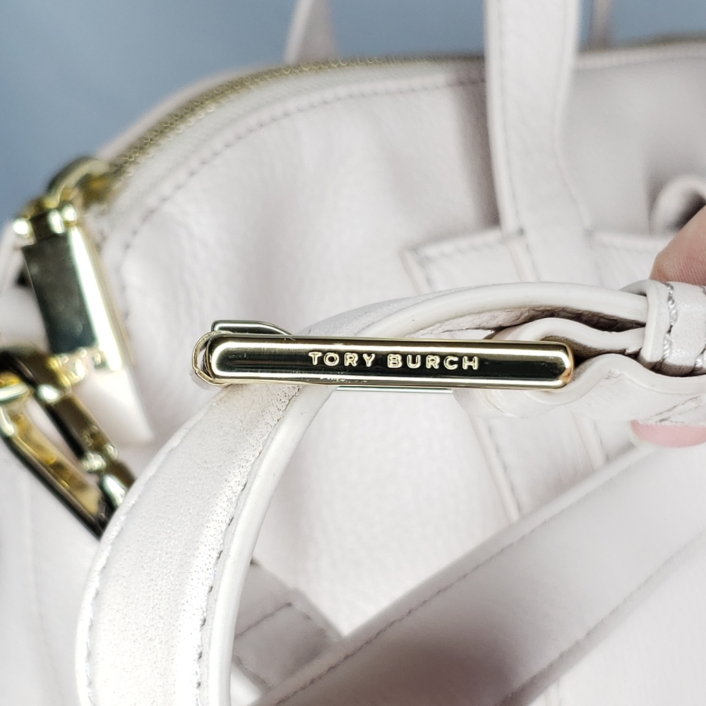 Tory Burch Blush Leather Handbag - Picture 14 of 16